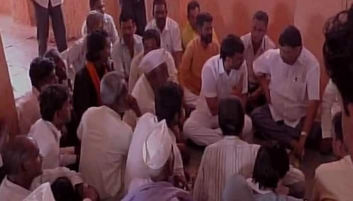 Shiv Sena MLA accused of sending &#039;dummy&#039; to meet Marathwada farmers