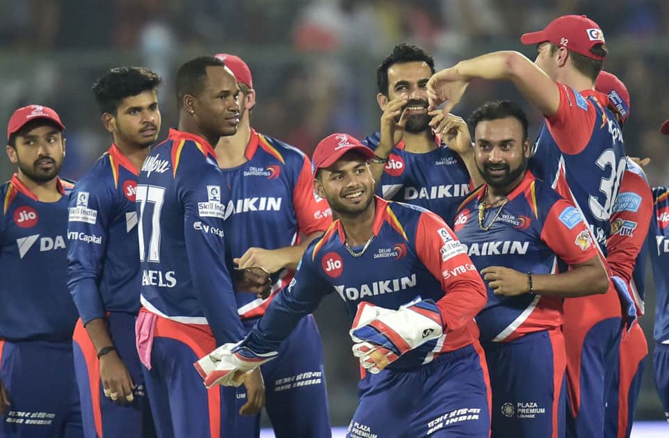 Delhi Daredevils captain Z Khan with teammates celebrates