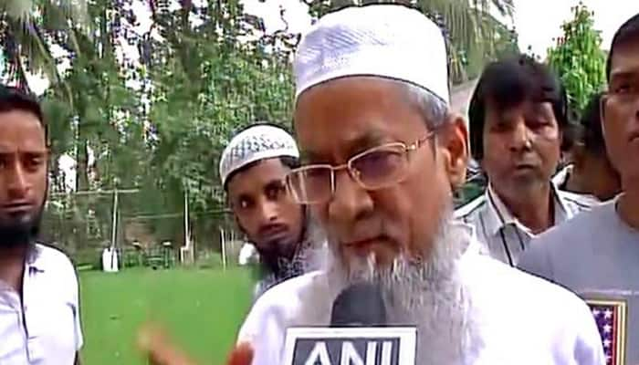 Minister, who questioned Shahi Imam Bakati over red beacon use, caught using &#039;lal batti&#039;