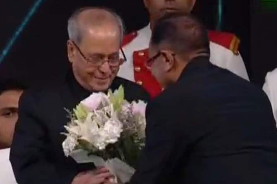 Essel Group welcome President Pranab Mukherjee. Essel Group welcome President Pranab Mukherjee.