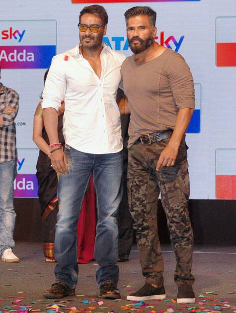 Ajay Devgn and Suniel Shetty at Tata Sky Acting Ajay Devgn and Suniel Shetty at Tata Sky Acting