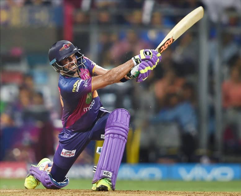 Rising Pune Supergiants batsman Manoj Tiwari plays a shot