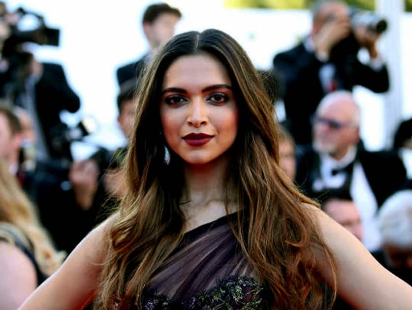 Dippy spills beauty on Day 1 at Cannes red carpet