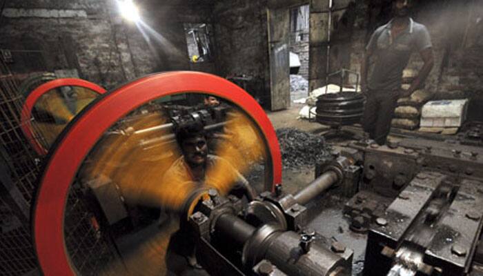 Govt modifying &#039;2011 vintage&#039; national manufacturing policy