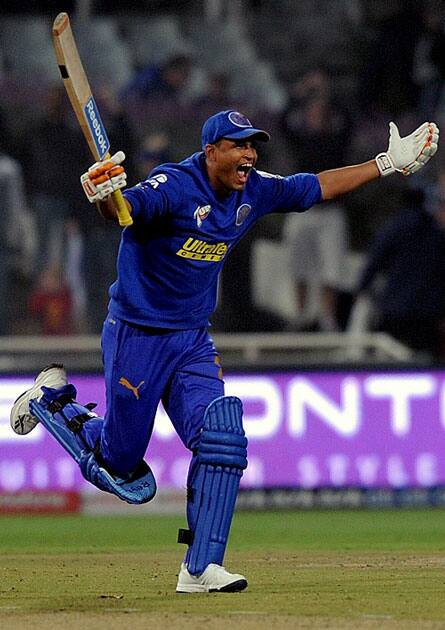 2008 - Yusuf Pathan