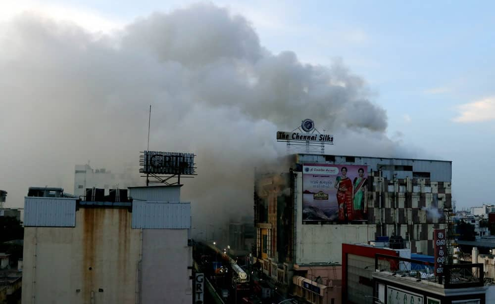 Fire breaks out at a shop in Chennai