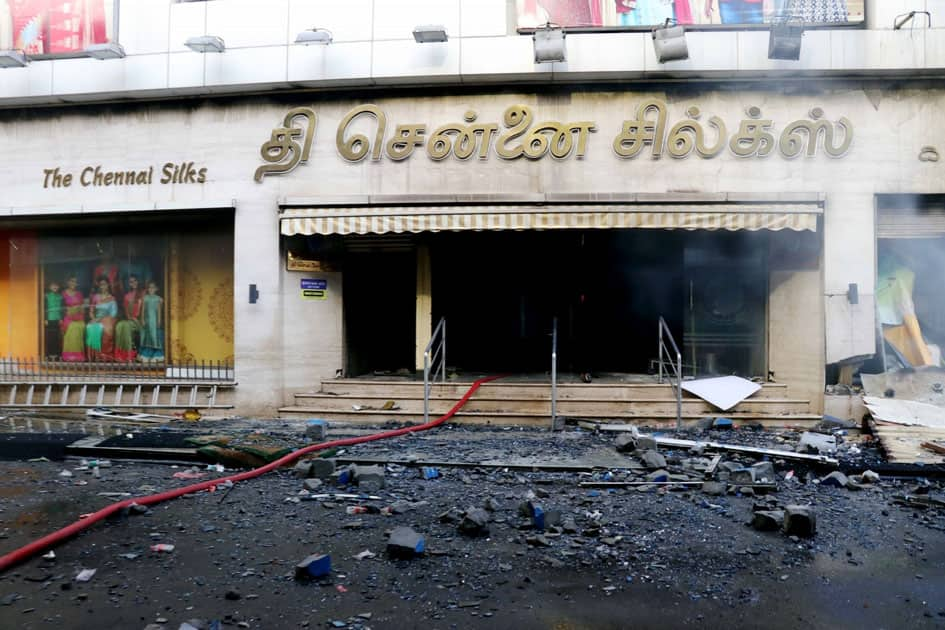 Fire breaks out at a shop in Chennai