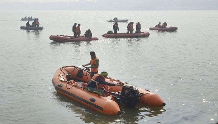 Raft capsizes in flood-hit Sri Lanka, kills three