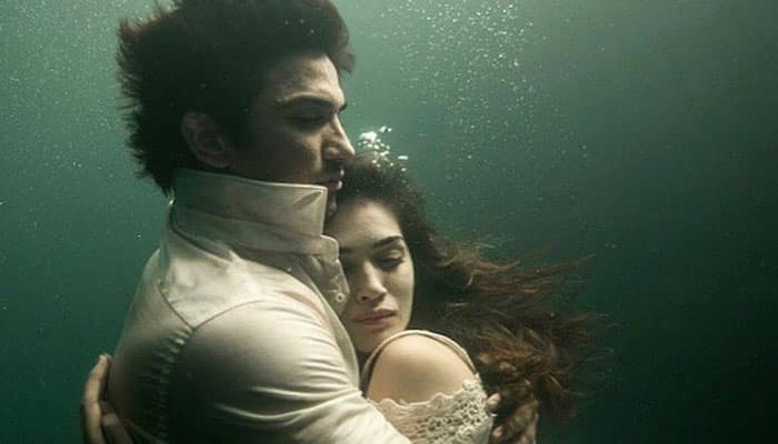 Sushant Singh Rajput and Kriti Sanon go underwater for &#039;Raabta&#039;—Pic Proof!