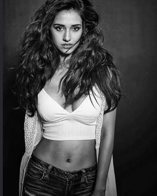 Instagram- dishapatani