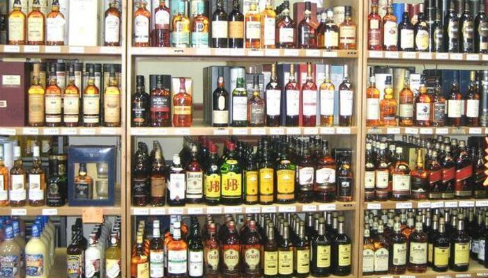 Kerala changes liquor policy, around 200 three, four star bars in Kerala to reopen; minimum drinking age raised 