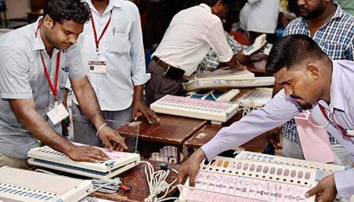 Patna Nagar Nigam Election 2017: Voting underway in Patna Municipal ...