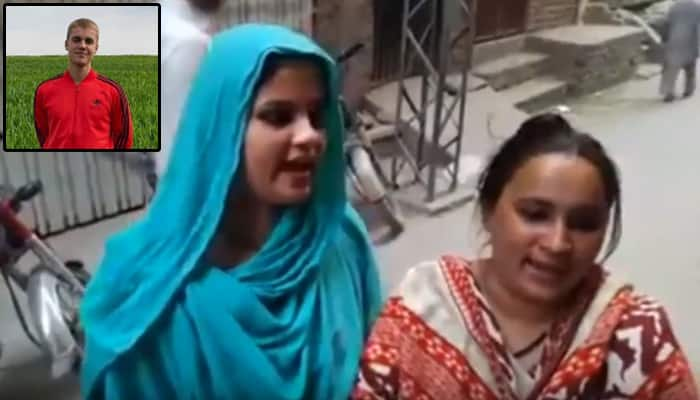 These &#039;Pakistani aunties&#039; can give Justin Bieber a tough run for money with their &#039;Baby&#039; rendition! - WATCH viral video