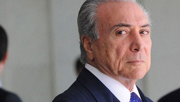 Brazil&#039;s  Michel Temer wins victory in bid to keep power for now