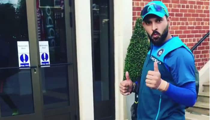 WATCH: Virat Kohli captures Yuvraj Singh playing with his &#039;super powers&#039; in England