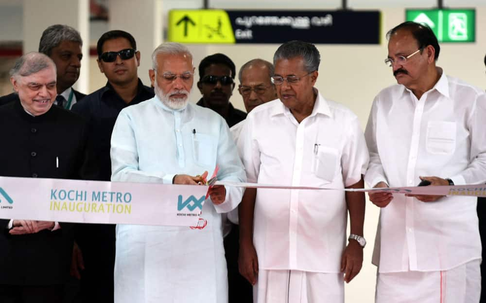 Narendra Modi inaugurates the Kochi Metro