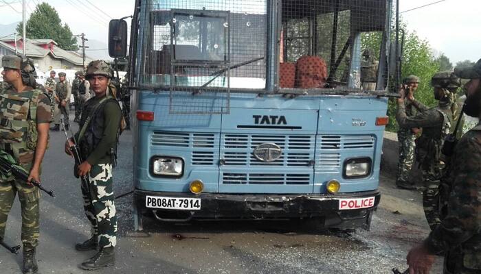 CRPF vehicle attacked in Kashmir