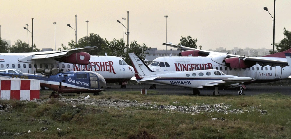 Kingfisher Airlines planes at IGI Airport