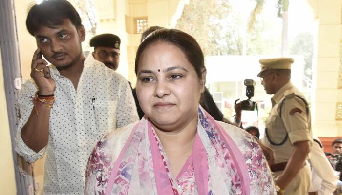 Lalu Prasad&#039;s daughter Misa Bharti joins Income Tax probe, day after department attached &#039;benami&#039; properties