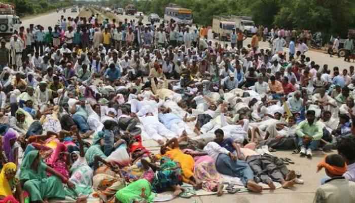 Rajasthan: Farmers&#039; bodies call for shutdown in 45,000 villages on July 9