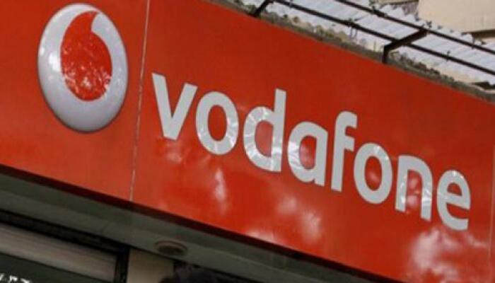 60 lakh Voda users in Kolkata, Bengal link SIM with Aadhaar