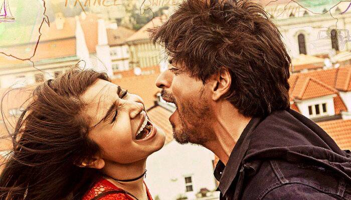 Jab Harry Met Sejal: Shah Rukh Khan – Anushka Sharma share a cracking chemistry in dance number – ‘Beech Beech Mein’
