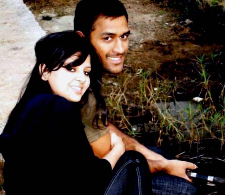 A sneak-peak into 7-years of married life of MS Dhoni and wife Sakshi