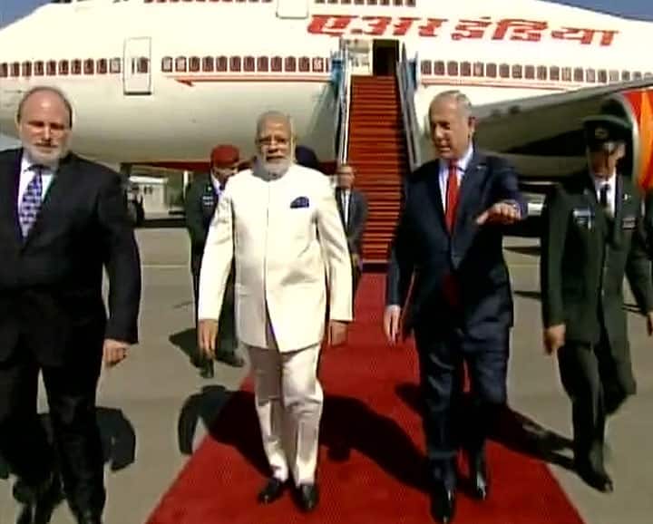 Benjamin Netanyahu receives PM Modi