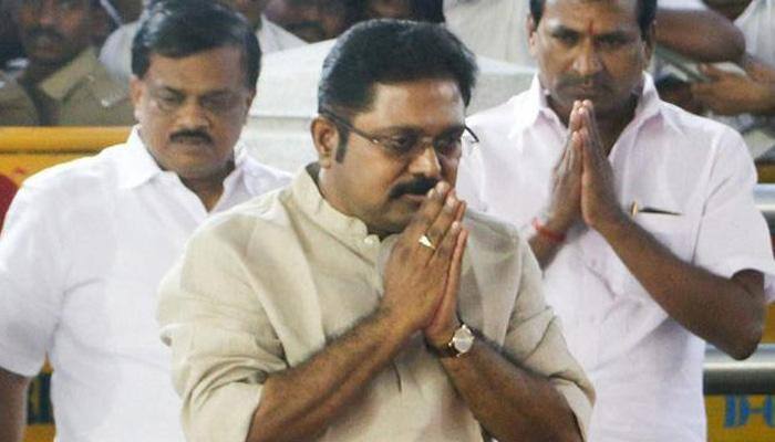 EC bribery case: Delhi Police files charge sheet against Sukesh Chandrasekhar, Dinakaran not named