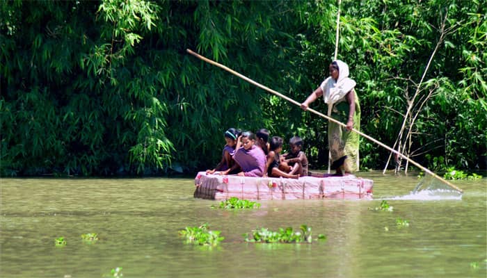 Flood-hit Assam puts rescuers on &#039;war footing&#039;; toll hits 53 