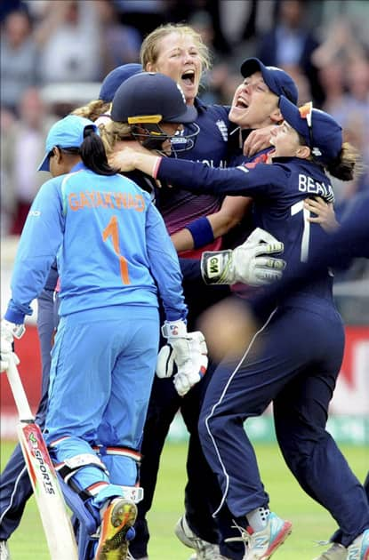 England's Anya Shrubsole celebrates