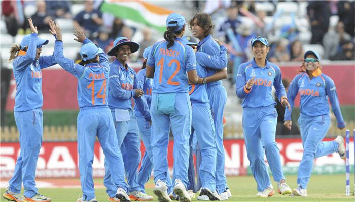 Sports Minister Vijay Goel felicitates Mithali Raj and Co for proud performance at ICC Women&#039;s World Cup in England