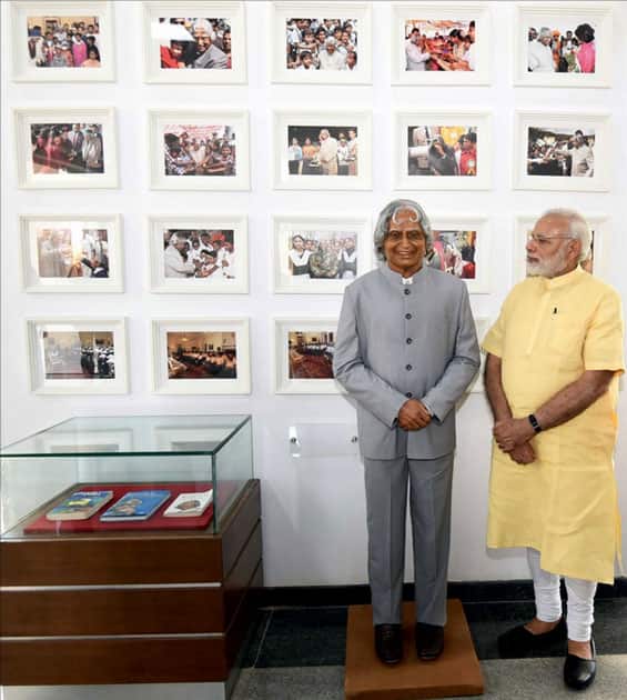 Prime Minister Narendra Modi visits Dr. A.P.J. Abdul Kalam memorial Prime Minister Narendra Modi visits Dr. A.P.J. Abdul Kalam memorial