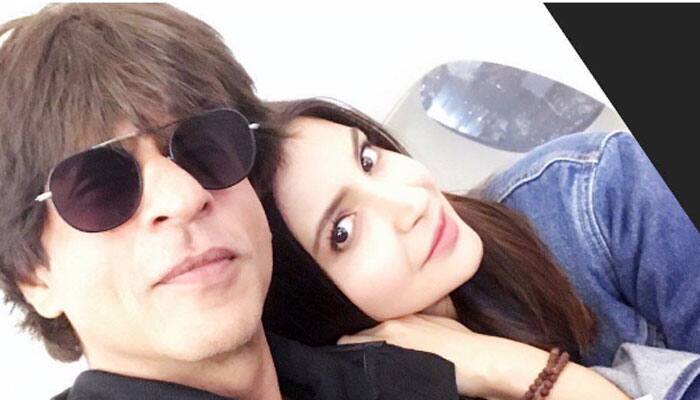 Shah Rukh Khan in awe with his beautiful &#039;Sejal​&#039; Anushka Sharma​