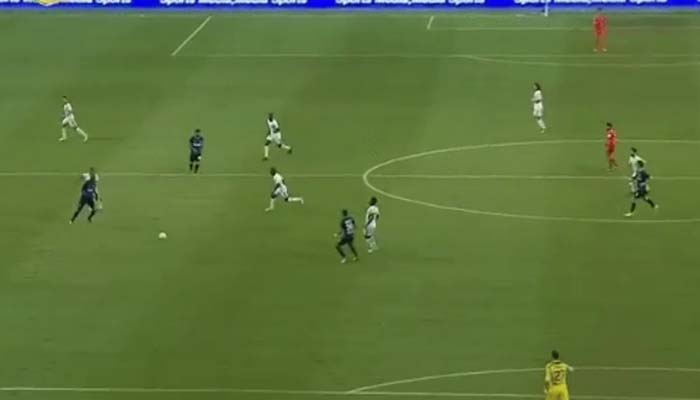 WATCH: Inter Milan&#039;s Geoffrey Kondogbia scores bizarre 40-yard own goal vs Chelsea in International Champions Cup friendly