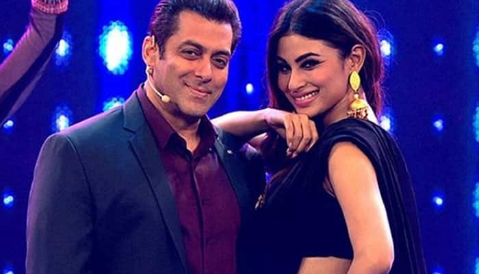 Salman Khan, Mouni Roy&#039;s picture from &#039;Bigg Boss 11&#039; promo shoot leaked?