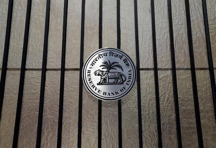 RBI aims to keep retail inflation near 4% on &#039;durable basis&#039;