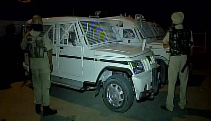 J&amp;K: CRPF jawan injured after bike-borne terrorists attack patrol party in Nowgam