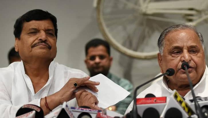 Mulayam Singh Yadav, Shivpal Yadav attend Lohia Trust meeting; Akhilesh Yadav skips
