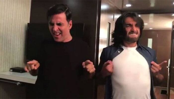 Akshay Kumar and Ranveer Singh&#039;s crazy &#039;Toilet&#039; dance is breaking the internet! Watch