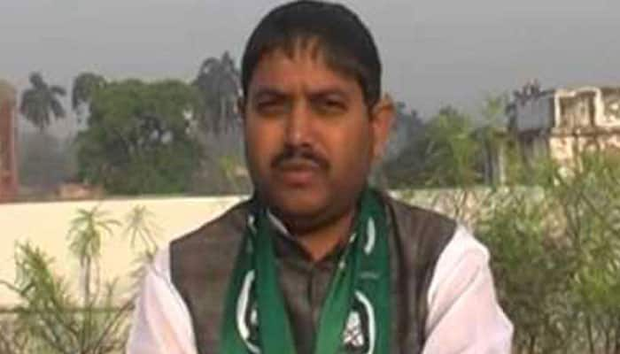 RJD suffers another blow, spox Pragati Mehta joins JD(U)