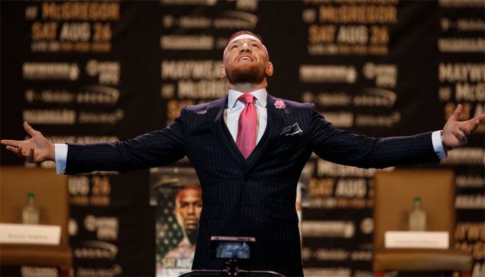 Floyd Mayweather, Conor McGregor to wear lighter gloves