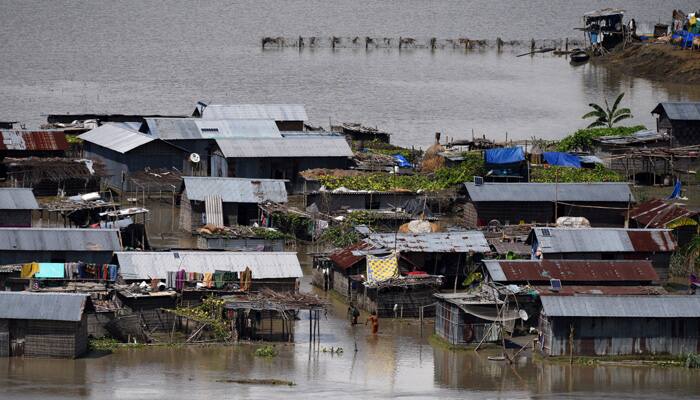 Death toll increases in Bihar, UP, Assam due to floods; situation abates in West Bengal