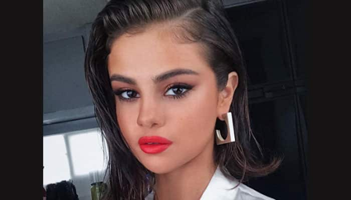 Selena Gomez shows off her new bob hairdo