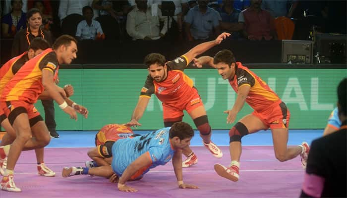 PKL 2017: Bengal Warriors beat Bengaluru Bulls 32-26