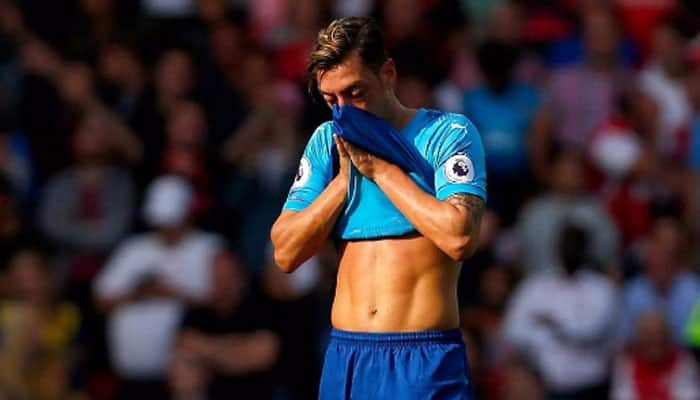 Mesut Ozil says &#039;I&#039;m sorry&#039; after Liverpool thrash Arsenal 4-0