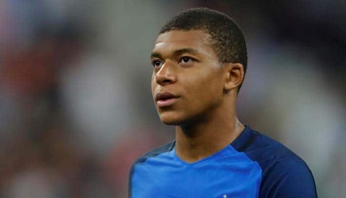 Paris Saint-Germain secure Kylian Mbappe on season-long loan from Monaco