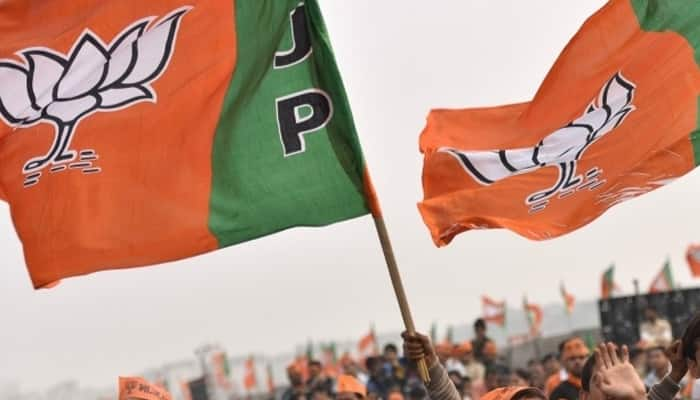 Angry at party MLAs backing BJP, 500 NCP men join Congress