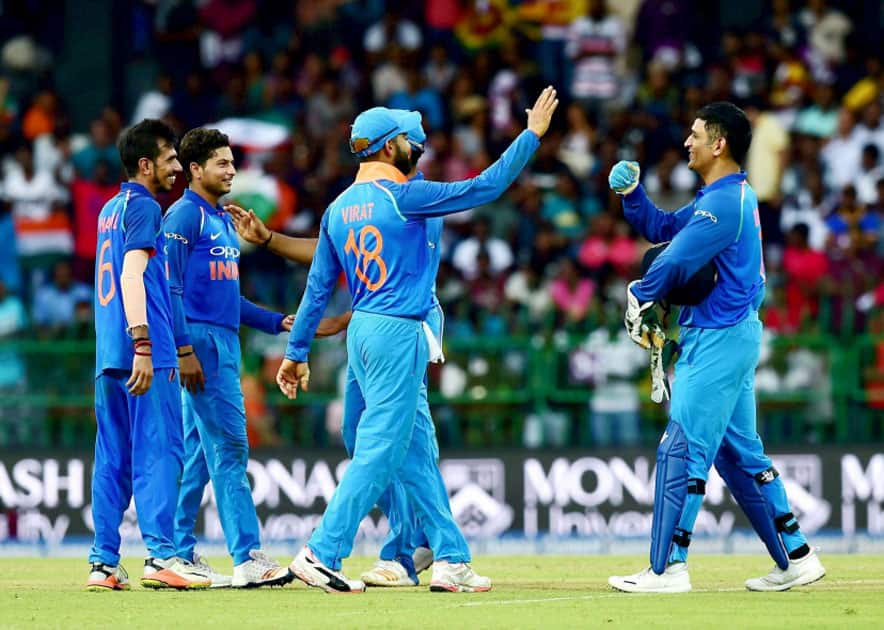 India's Virat Kohli ,Mahendra Singh Dhoni celebrates India's Virat Kohli ,Mahendra Singh Dhoni celebrates