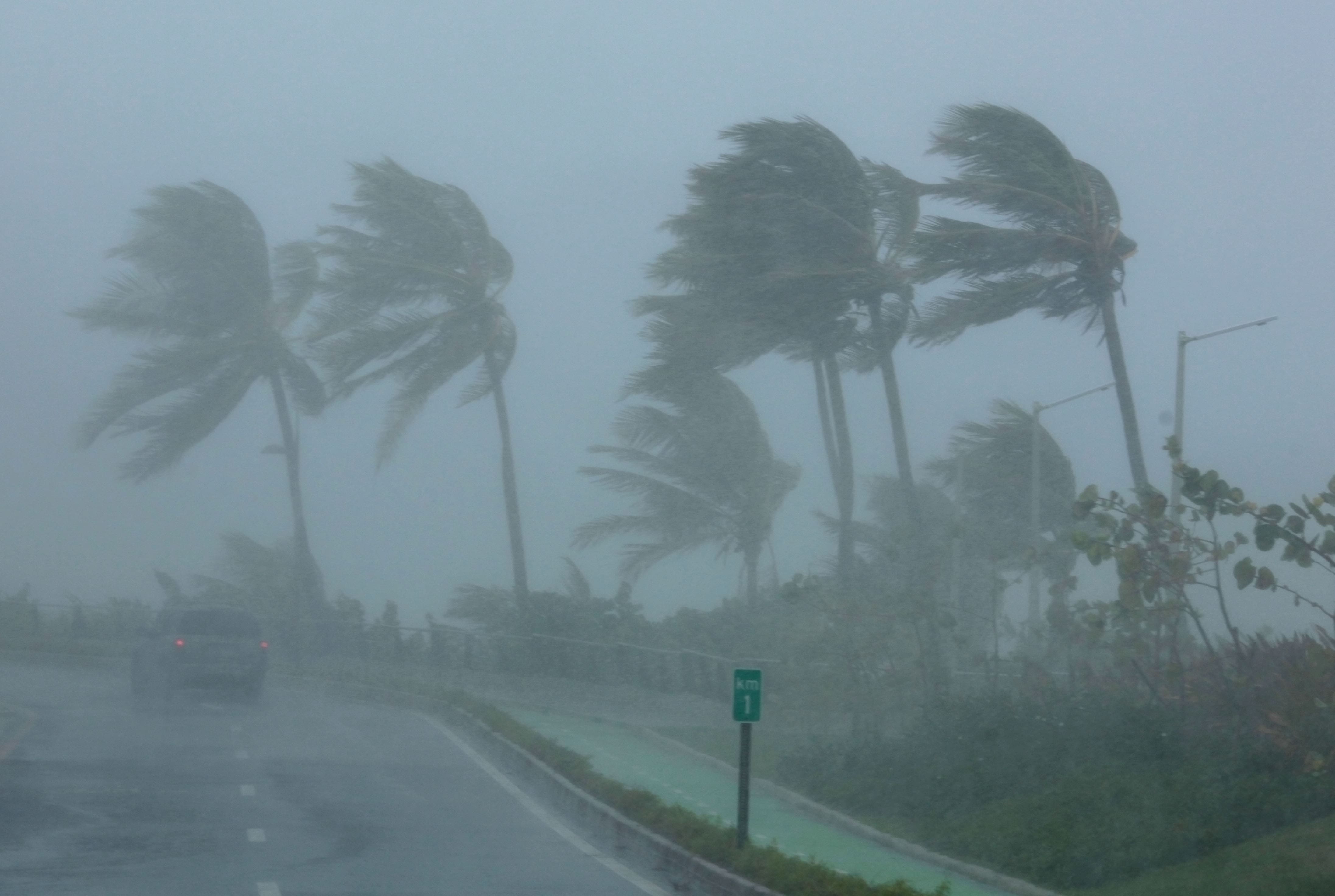 Hurricane Irma kills six on Caribbean island St Martin: official